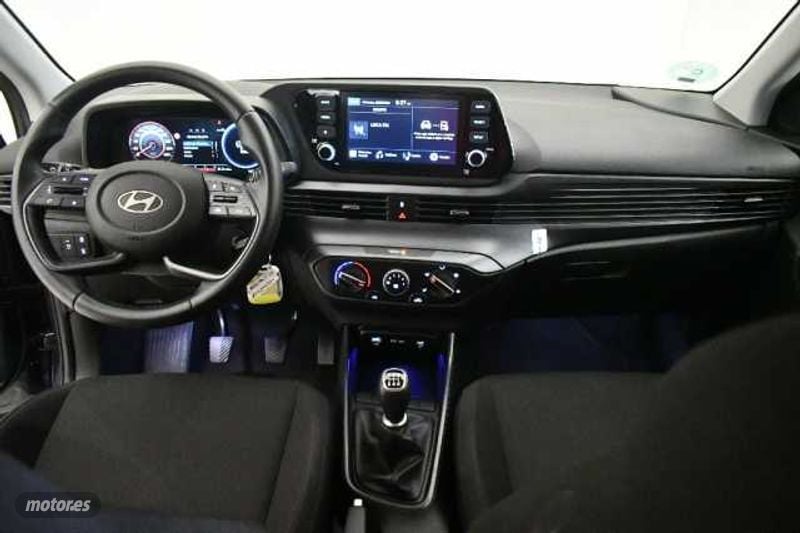 Volvo xc40 con cierre centralizado  de segunda mano - Hyundai i20 1.0 TGDI Klass 100 de 2022 con 18.037 Km por 15.900 EUR. en Girona