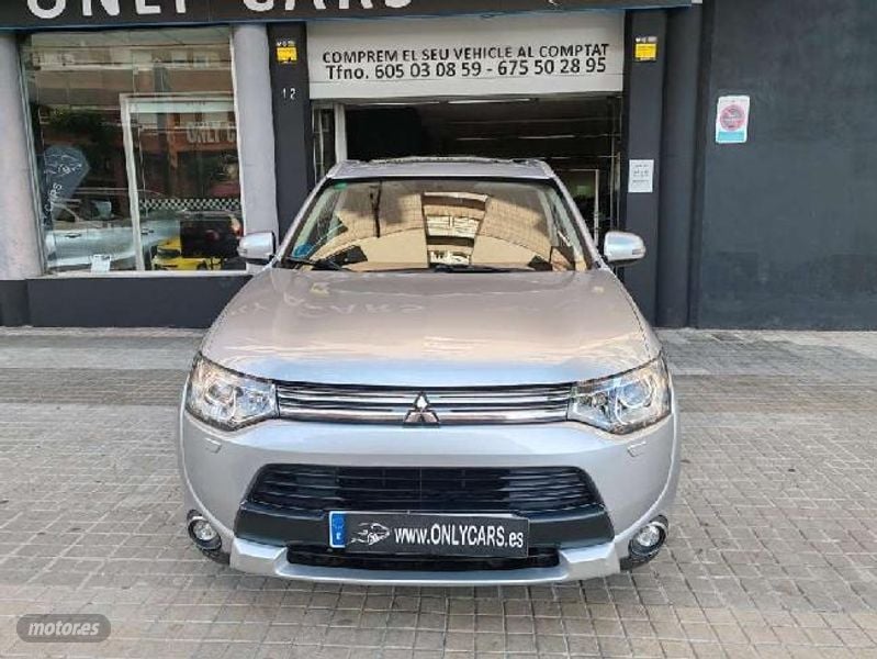 mitsubishi outlander 2015 / 148.000km. foto grande (2)