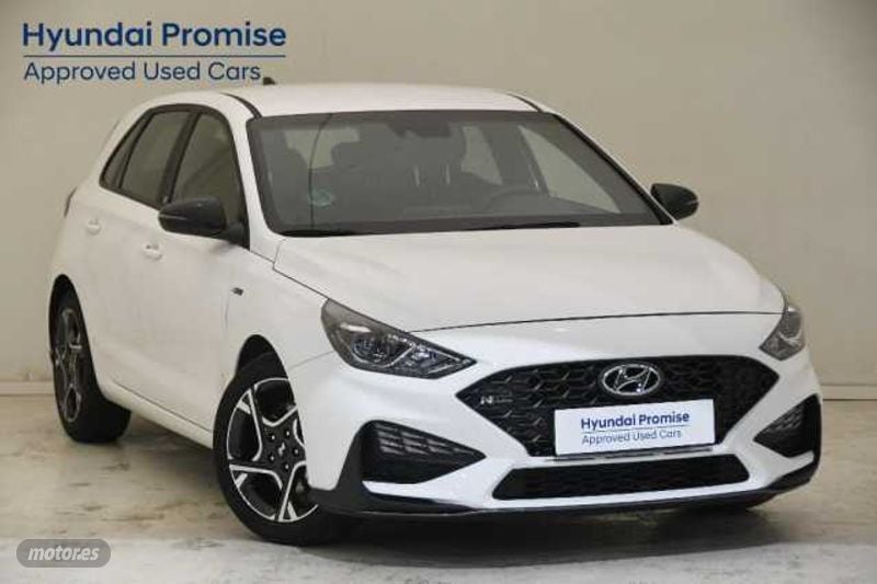 hyundai i30 1.0 tgdi n line 30a 120 de 2024 con 24.565 km por 20.500 eur. en girona foto grande (2)