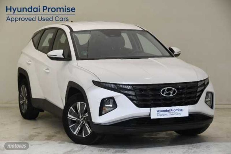 hyundai tucson 1.6 tgdi klass 4x2 de 2024 con 30.491 km por 24.900 eur. en girona foto grande (2)