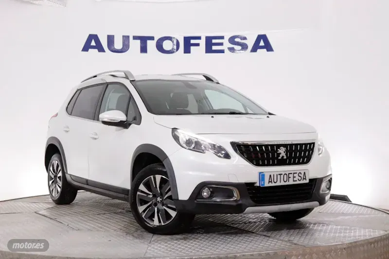 peugeot 2008 2018 / 55.900km. foto grande (3)