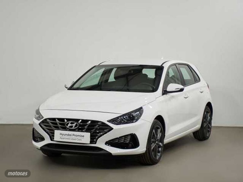 Foto hyundai i30 2024 / 4.852km.