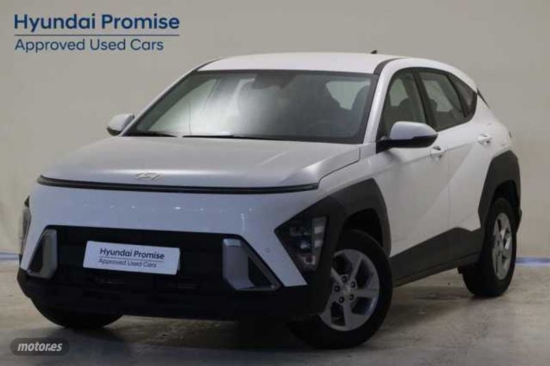 3 plazas  de segunda mano - Hyundai Kona 1.0 TGDI Maxx 4x2 de 2024 con 15.830 Km por 23.990 EUR. en Cadiz