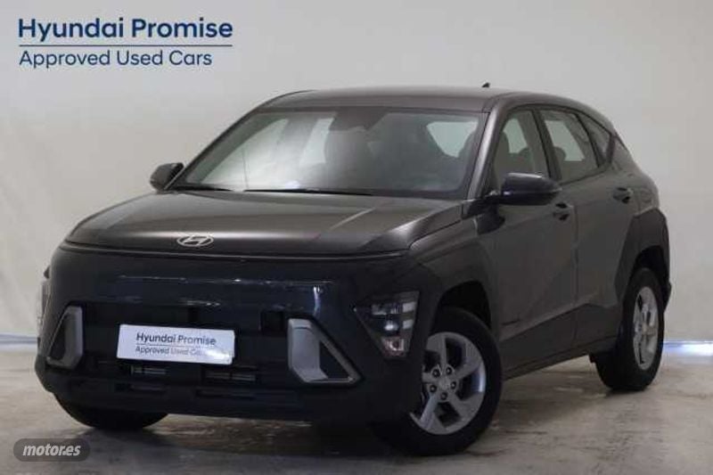 3 plazas  de segunda mano - Hyundai Kona 1.0 TGDI Maxx 4x2 de 2024 con 10.030 Km por 24.490 EUR. en Cadiz