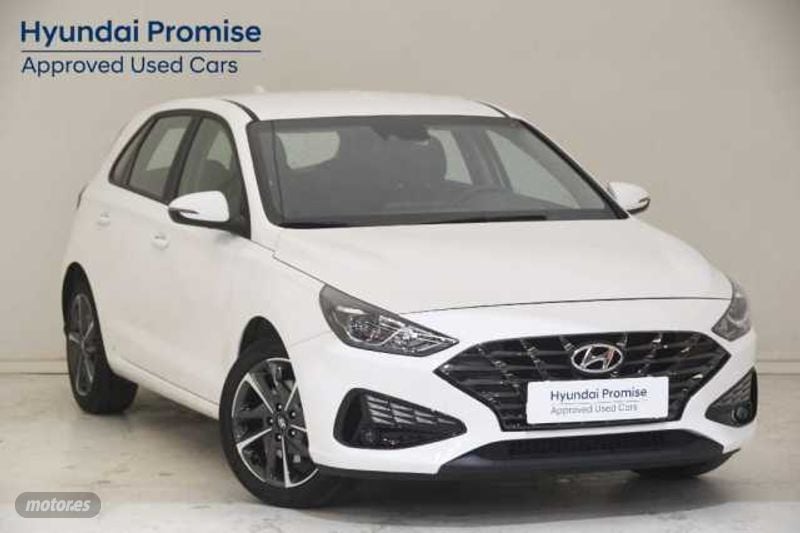 hyundai i30 1.5 dpi klass slx 110 de 2024 con 14.064 km por 19.990 eur. en guipuzcoa foto grande (2)