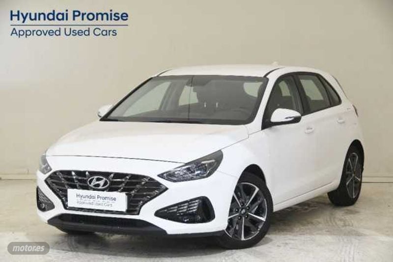 Hyundai i30 segunda mano  de segunda mano - Hyundai i30 1.5 DPI Klass SLX 110 de 2024 con 14.628 Km por 19.990 EUR. en Guipuzcoa
