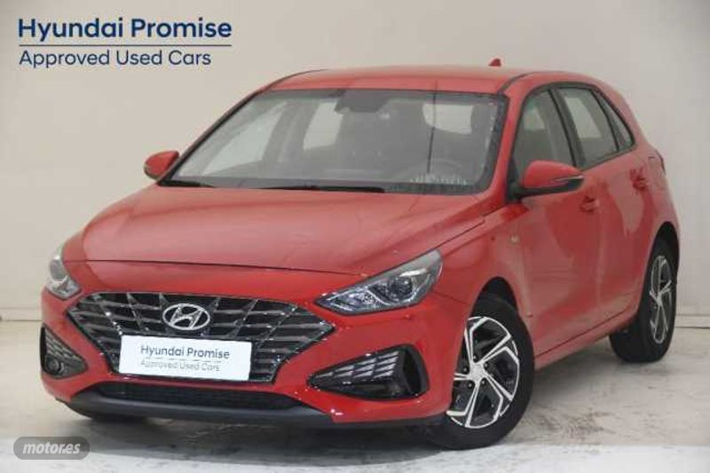 Hyundai i30  de segunda mano - Hyundai i30 1.0 TGDI Klass LR 48V 120 de 2024 con 15.262 Km por 20.900 EUR. en Madrid