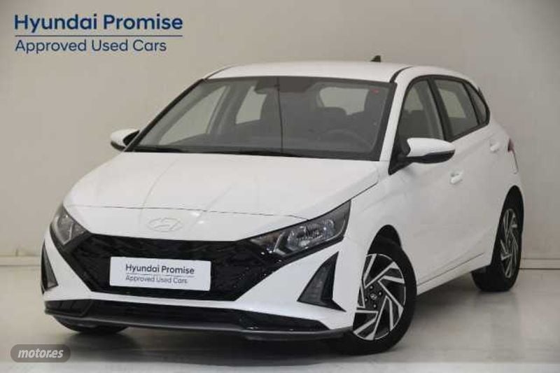 Hyundai i20 led interior  de segunda mano - Hyundai i20 1.0 TGDI Klass 100 de 2024 con 14.168 Km por 18.500 EUR. en Zaragoza