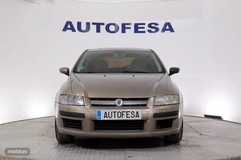 fiat stilo 2006 / 258.421km. foto grande (2)