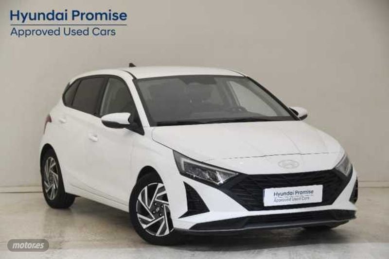 hyundai i20 1.2 mpi klass de 2024 con 15.075 km por 18.200 eur. en barcelona foto grande (2)