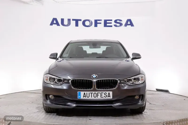 bmw serie 3 2014 / 232.700km. foto grande (2)