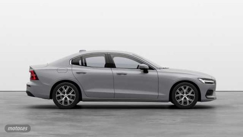 volvo s60 2025 / 5km. foto grande (3)