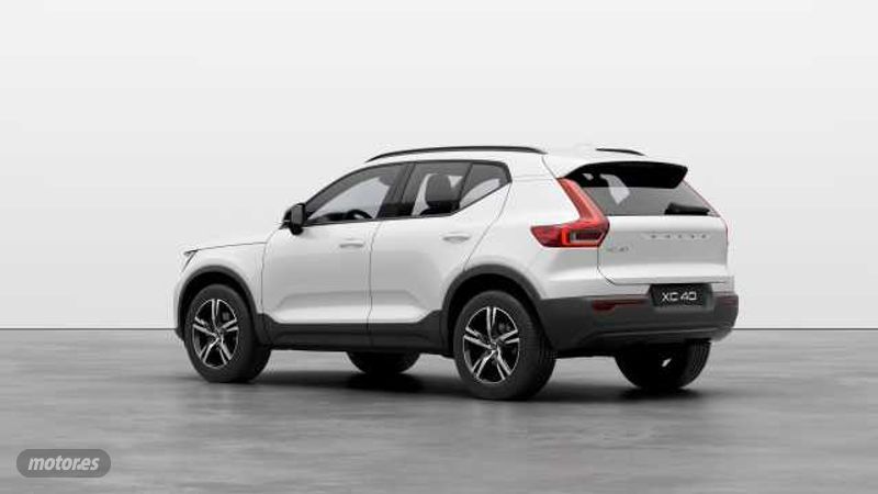 volvo xc40 2025 / 1km. foto grande (3)