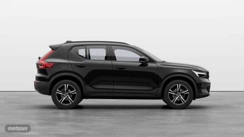 volvo xc40 2025 / 1km. foto grande (3)