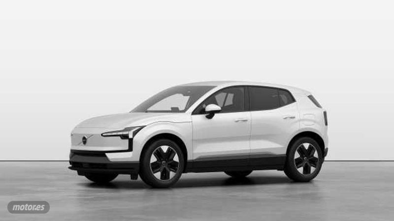 Foto volvo ex30 2025 / 2km.