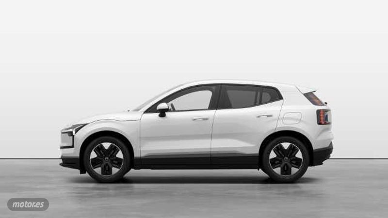 volvo ex30 2025 / 2km. foto grande (2)