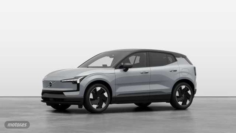 Foto volvo ex30 2025 / 1km.