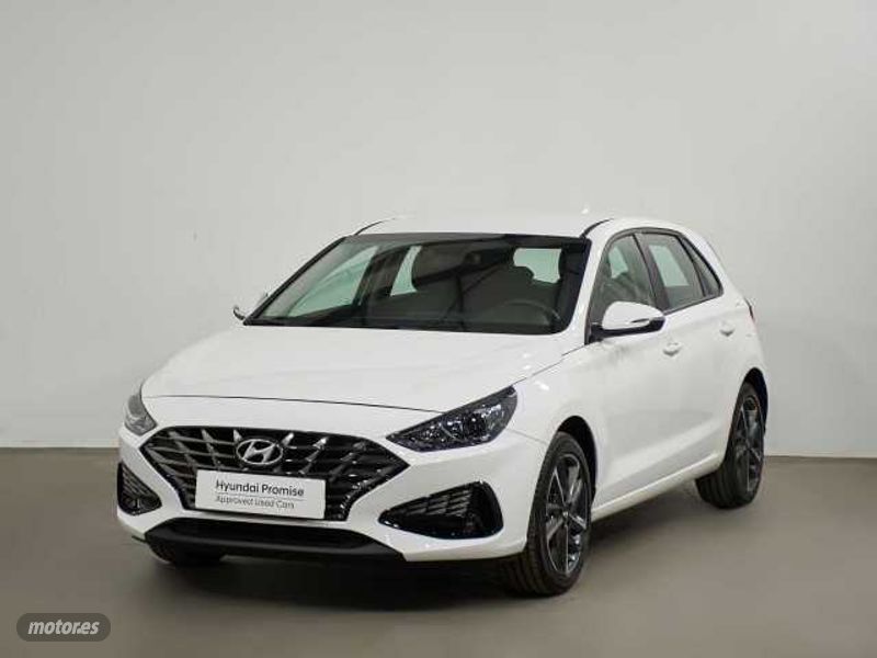 Foto hyundai i30 2024 / 4.852km.