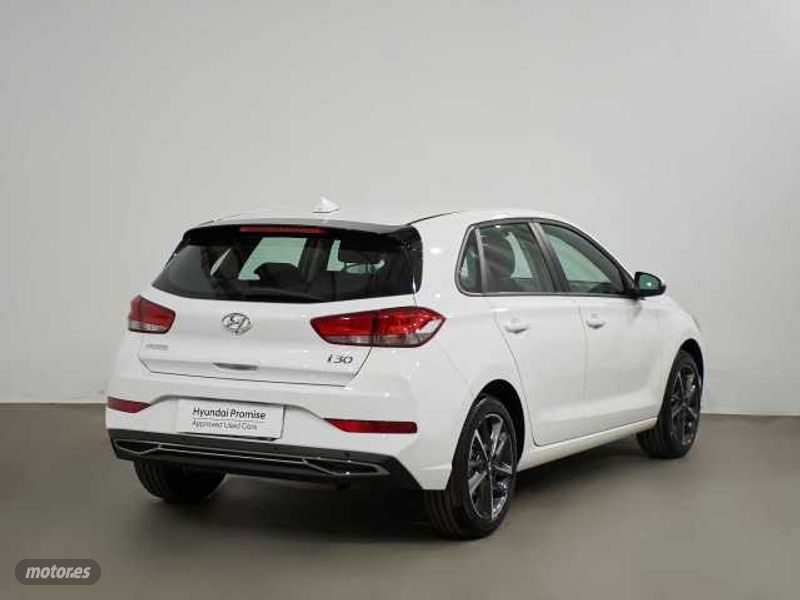 hyundai i30 2024 / 4.852km. foto grande (2)