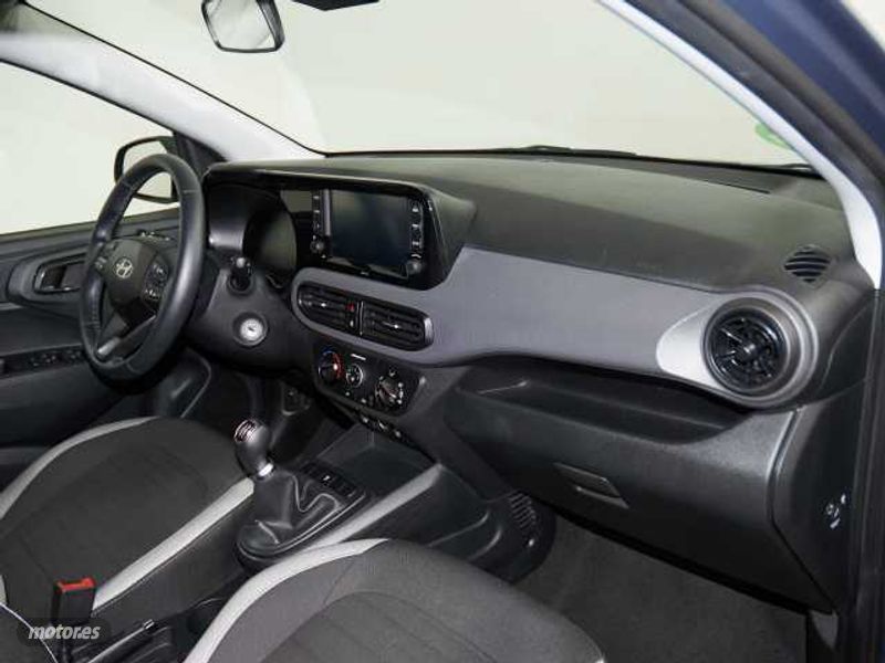 hyundai i10 2024 / 16.191km. foto grande (3)