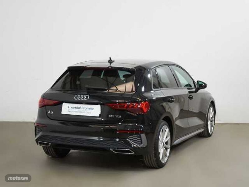audi a3 a3 sportback 30tdi genuine de 2021 con 50.780 km por 25.990 eur. en cadiz foto grande (2)