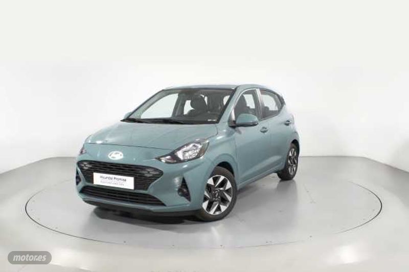 Hyundai tucson con aviso en el cuadro  de segunda mano - Hyundai i10 1.0 MPI Klass de 2024 con 11.562 Km por 14.900 EUR. en Barcelona