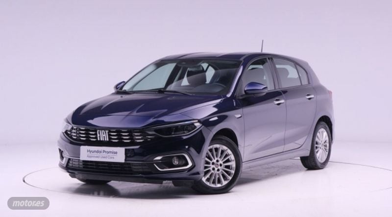 Fiat 500 luces led ciudad  de segunda mano - Fiat Tipo Tipo 1.6 Multijet Life 95KW de 2021 con 44.487 Km por 15.900 EUR. en Murcia