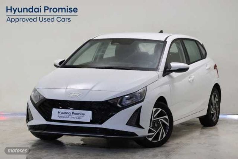 Hyundai i20 9381km  de segunda mano - Hyundai i20 1.0 TGDI Klass 100 de 2024 con 12.794 Km por 17.490 EUR. en Madrid