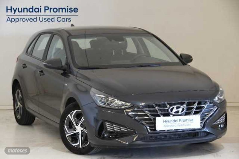 hyundai i30 1.0 tgdi klass lr 48v 120 de 2024 con 26.570 km por 21.500 eur. en madrid foto grande (2)