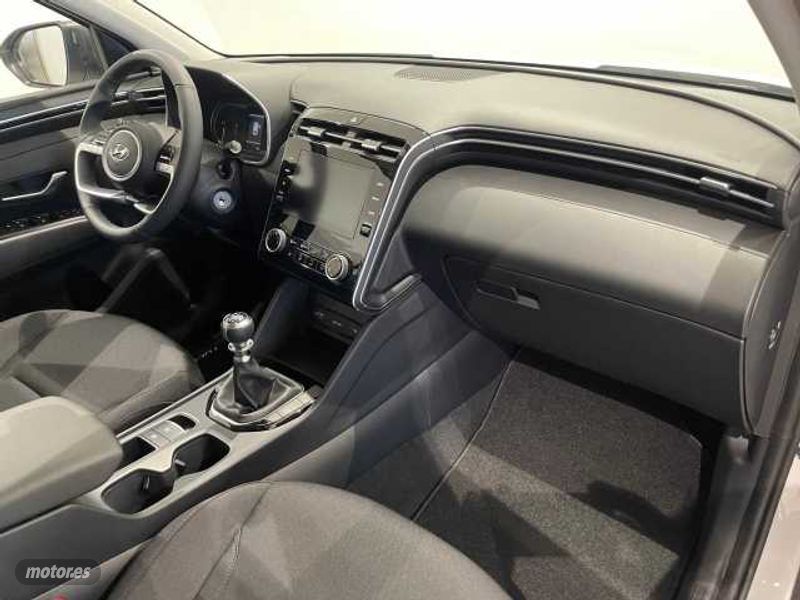 hyundai tucson 1.6 tgdi klass 4x2 de 2021 con 54.000 km por 21.500 eur. en barcelona foto grande (3)