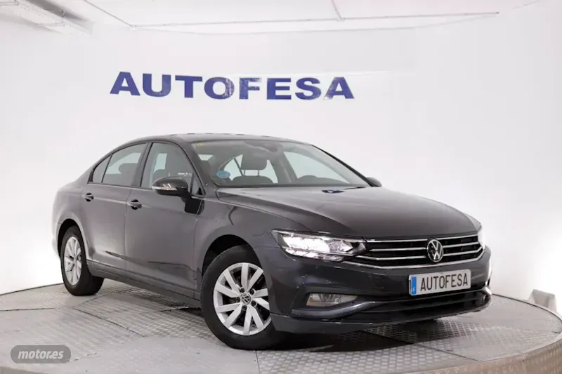 volkswagen passat 2020 / 117.200km. foto grande (3)