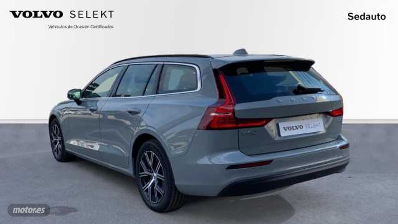 volvo v 60 2025 / 3km. foto grande (2)