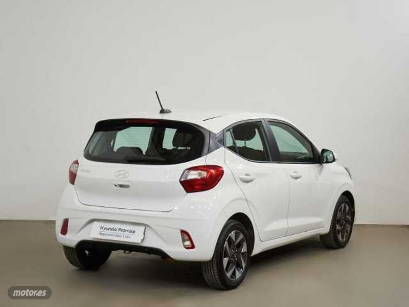 hyundai i10 1.0 mpi klass de 2024 con 19.908 km por 14.490 eur. en cadiz foto grande (2)