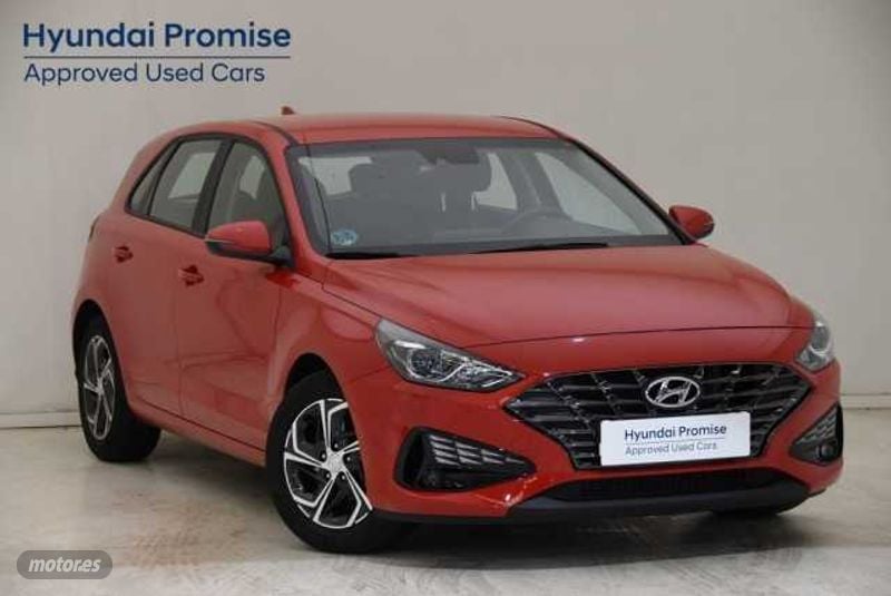 hyundai i30 1.5 dpi klass slx 110 de 2023 con 40.704 km por 17.500 eur. en valencia foto grande (2)