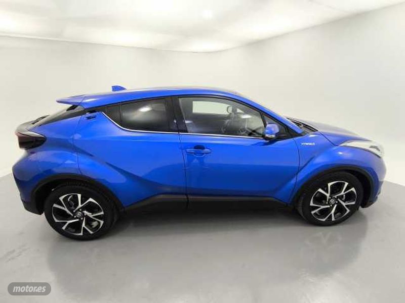 toyota c-hr c-hr 125h advance de 2021 con 56.200 km por 21.900 eur. en barcelona foto grande (3)