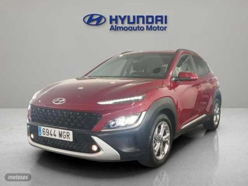 Hyundai kona llantas  de segunda mano - Hyundai Kona 1.0 TGDI Tecno 4x2 de 2023 con 19.500 Km por 20.900 EUR. en Madrid
