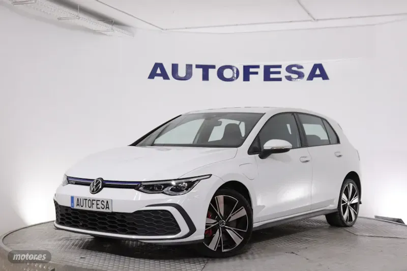 Foto volkswagen golf 2021 / 42.800km.