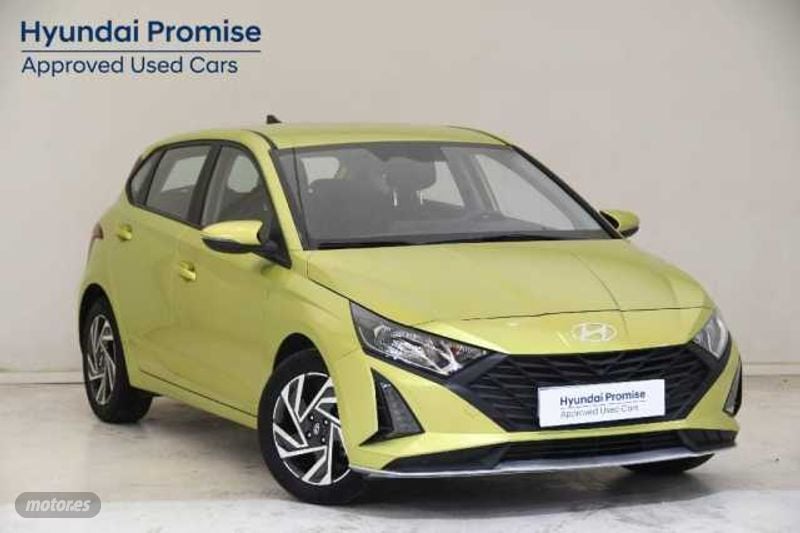 hyundai i20 1.2 mpi klass de 2024 con 8.664 km por 17.990 eur. en pontevedra foto grande (2)