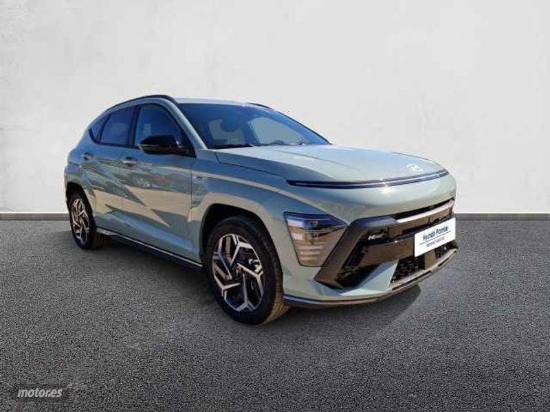 hyundai kona 1.6 tgdi nline 4x4 dt de 2025 con 990 km por 27.000 eur. en huelva foto grande (3)