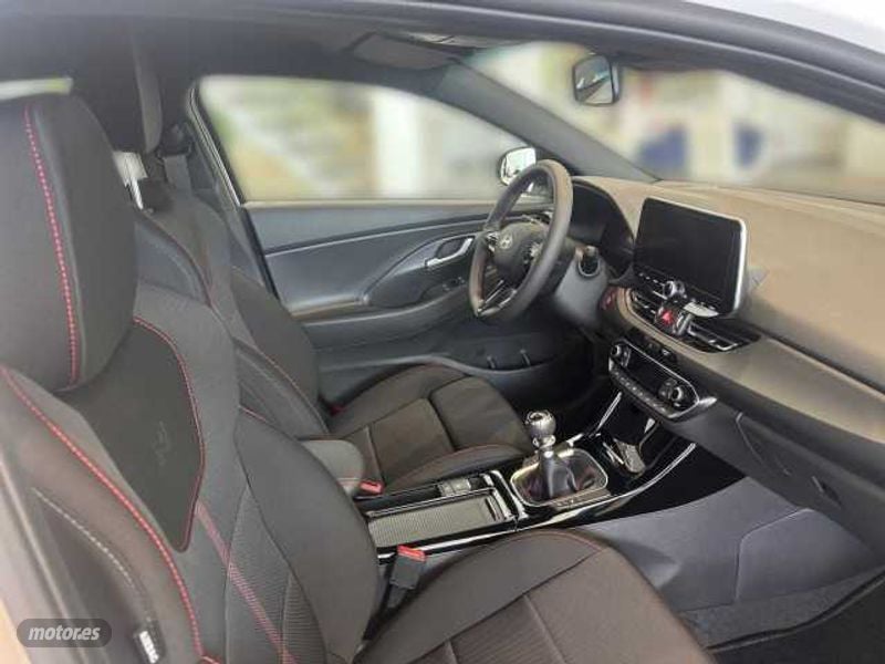 hyundai i30 2025 / 9km. foto grande (3)