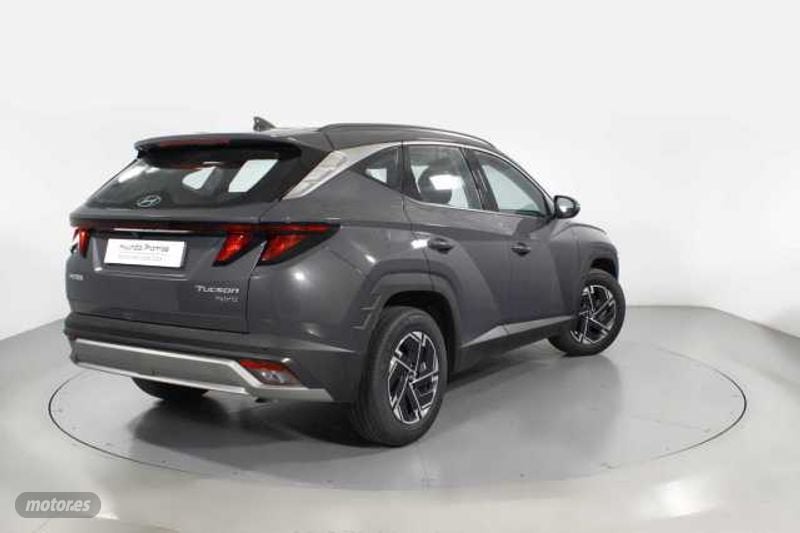 hyundai tucson tucson 1.6d 48v maxx de 2024 con 12.294 km por 31.400 eur. en barcelona foto grande (2)