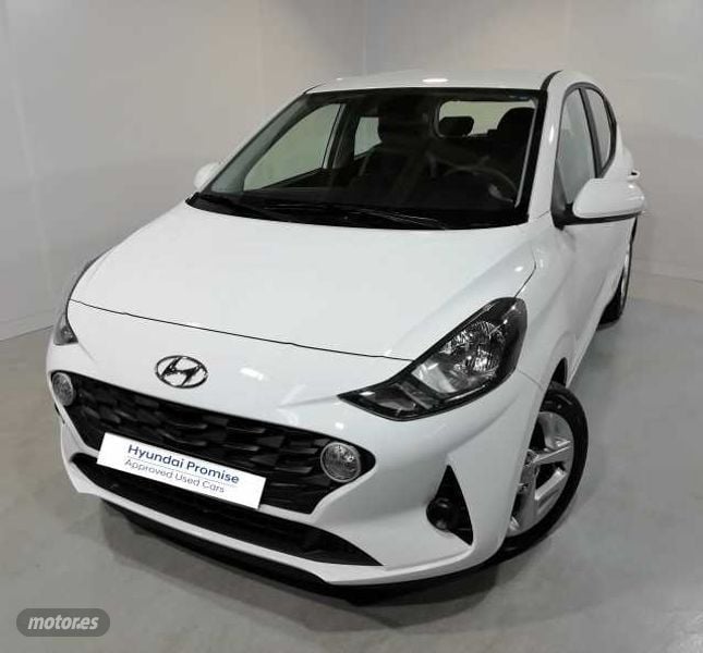 Hyundai i30 bolsillo trasero  de segunda mano - Hyundai i10 1.0 MPI Klass de 2021 con 43.520 Km por 9.990 EUR. en Madrid