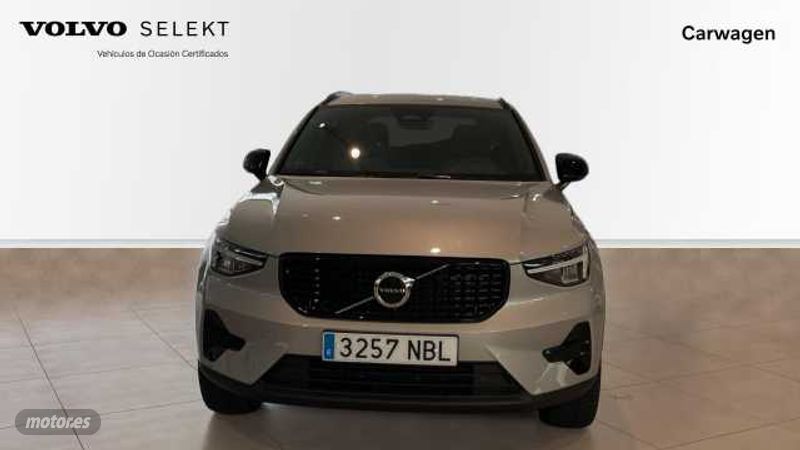 volvo xc40 2025 / 2km. foto grande (3)