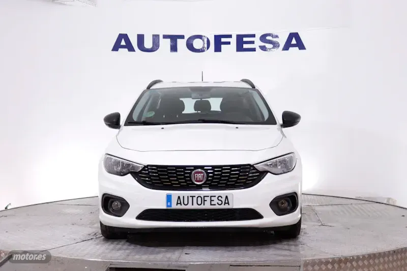 fiat tipo 2019 / 54.700km. foto grande (2)