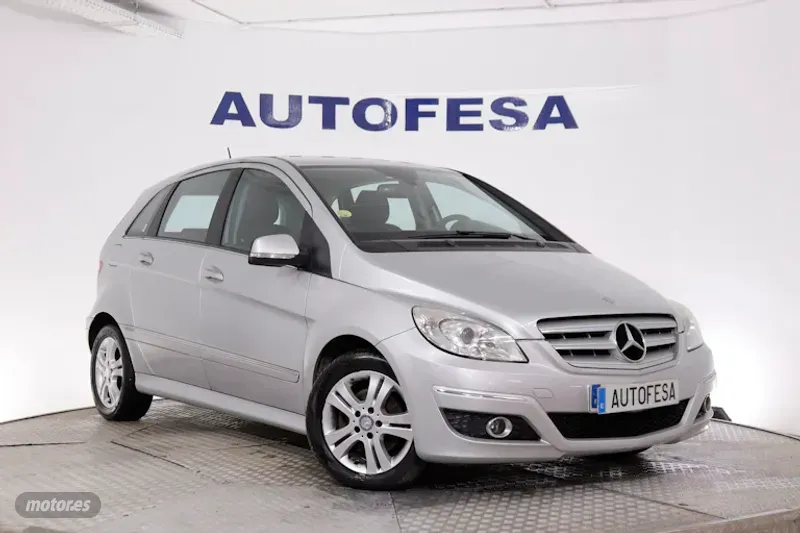 mercedes clase b 2011 / 194.400km. foto grande (3)