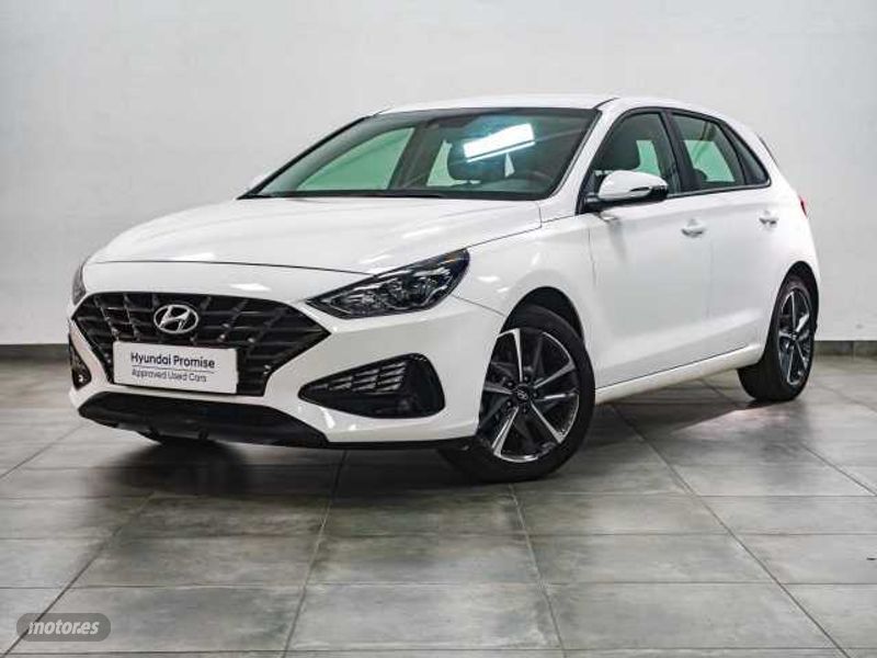 Hyundai i30 1.5 DPI Klass SLX 110 de 2024 con 16.385 Km por 19.990 EUR. en Guipuzcoa