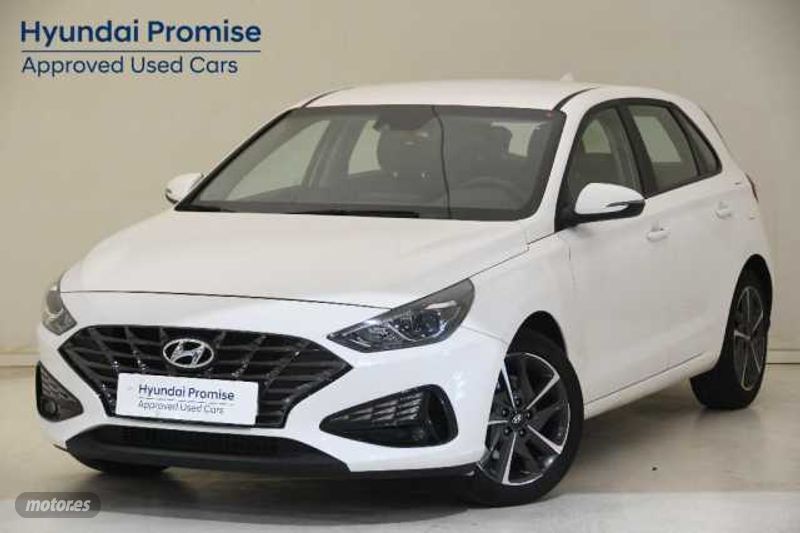 Hyundai i30 1.5 DPI Klass SLX 110 de 2024 con 18.200 Km por 19.990 EUR. en Guipuzcoa