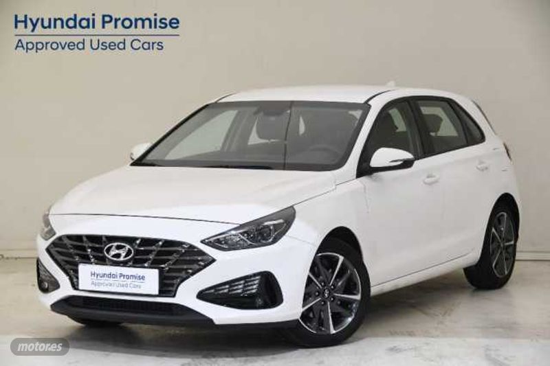 Hyundai i30 1.5 DPI Klass SLX 110 de 2024 con 18.040 Km por 19.990 EUR. en Guipuzcoa