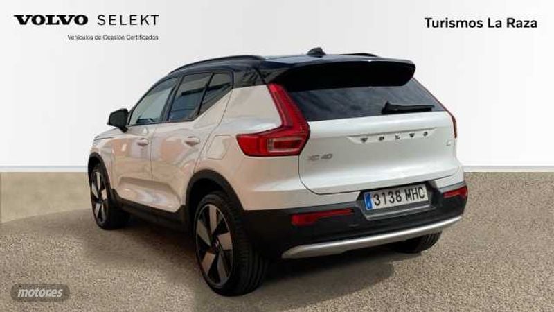 volvo xc40 2023 / 19.729km. foto grande (3)