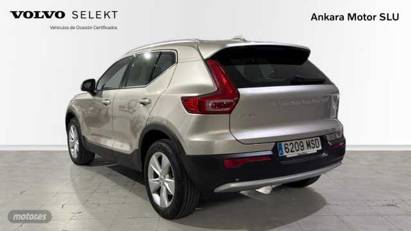 volvo xc40 2024 / 24.585km. foto grande (2)